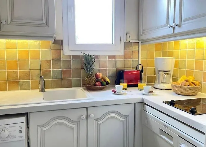 Imperia St Raphael, Au Calme, Vue Piscine, Climatise Apartament Saint-Raphaël