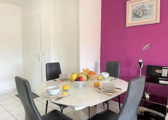Apartament Imperia St Raphael, Au Calme, Vue Piscine, Climatise