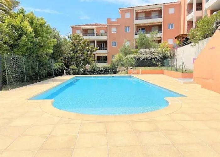 Imperia St Raphael, Au Calme, Vue Piscine, Climatise Saint-Raphaël